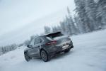 Porsche Macan Turbo Performance Package 2016 года